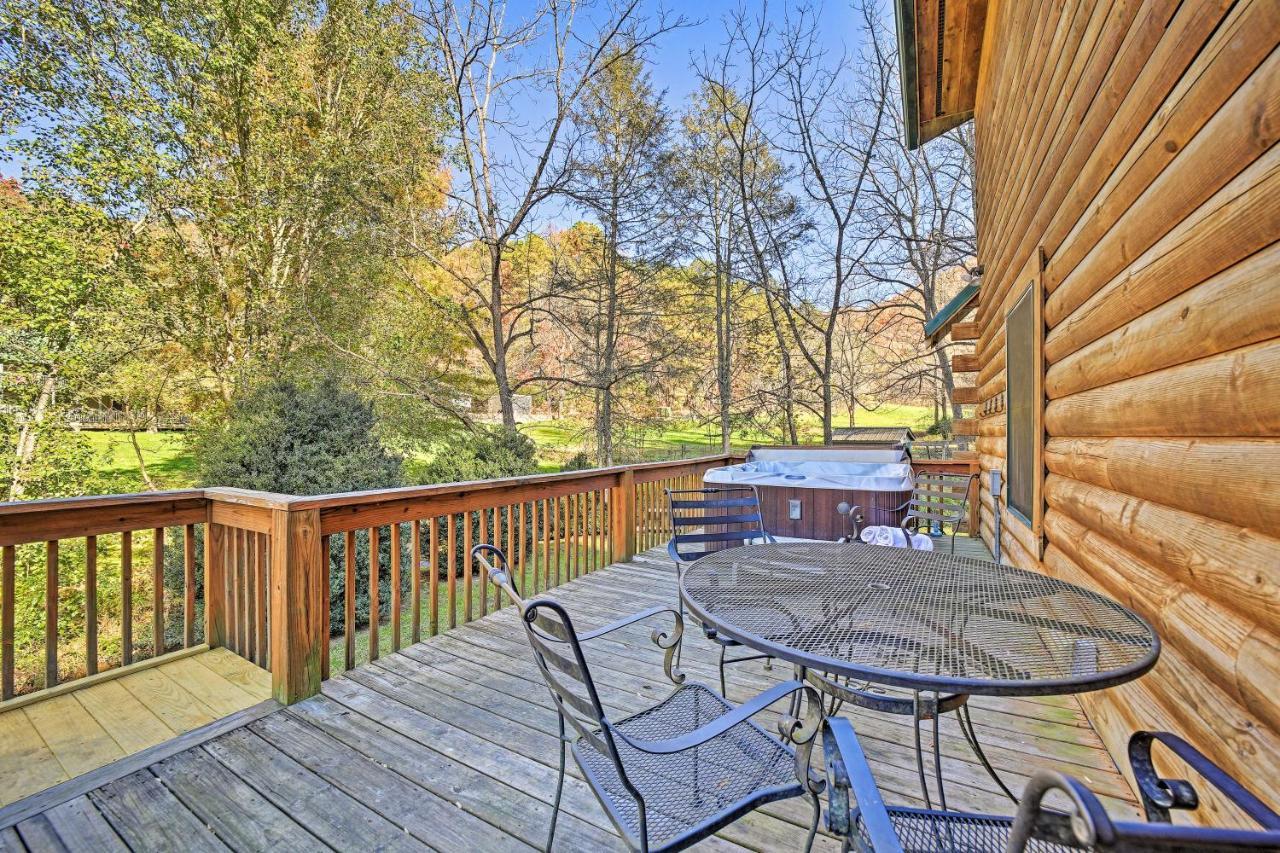 Creekside Bryson City Cabin With Private Hot Tub Villa ภายนอก รูปภาพ